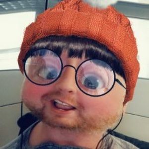 Meet your Posher, Charlie